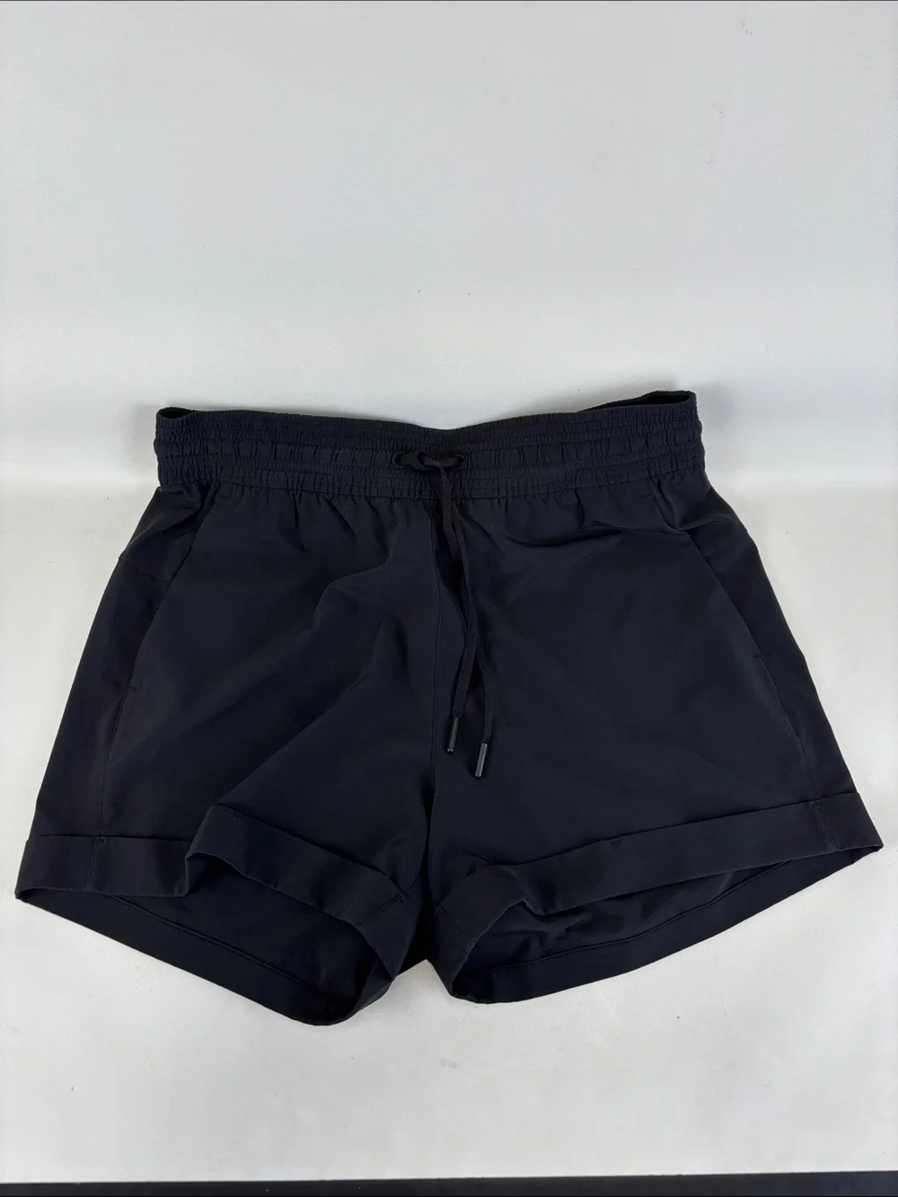 LULULEMON Spring Break Away Drawstring Athletic Shorts Black Size 6
